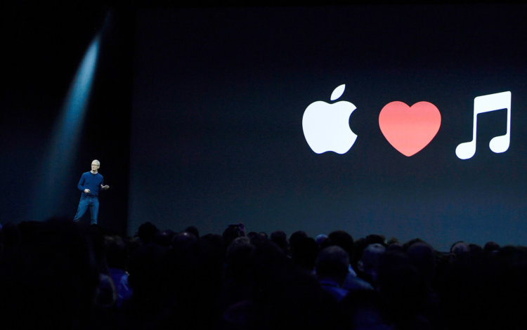 12.09.12, первое музыкальное событие новой эры Apple. Фото.