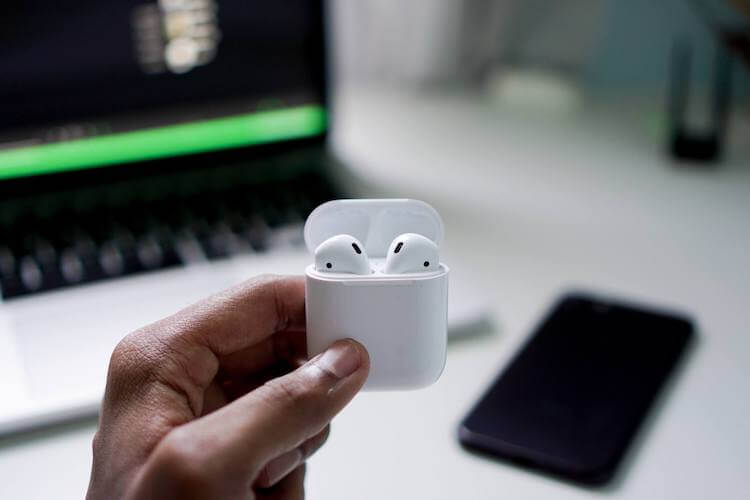 Копия AirPods за 40 долларов почти не уступает оригиналу. Смотрите сами. Копия AirPods за 40 долларов почти не уступает оригиналу. Смотрите сами. Фото.