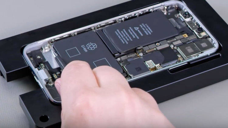 Мир, труд, май! Щедрые скидки на ремонт техники Apple в праздничные дни. Фото.