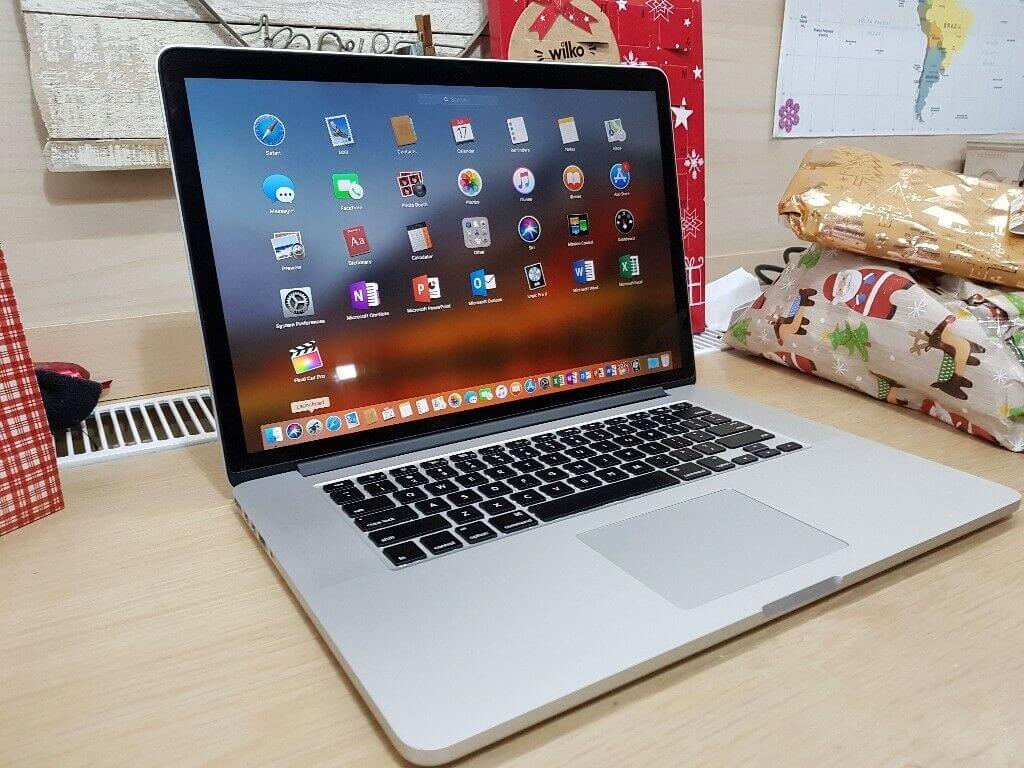MacBook Pro (Mid 2014): хорошо, но мало. 15-дюймовые MacBook Pro 2014 года. MacBook Pro (Mid 2014): хорошо, но мало. 15-дюймовые MacBook Pro 2014 года. Фото.