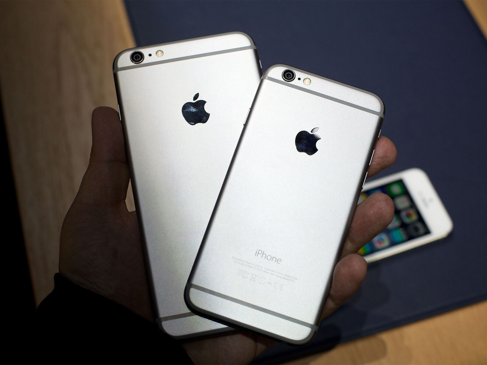 iPhone 6 Plus: что по его поводу сказал бы Стив Джобс? Провал, полный и окончательный. iPhone 6 Plus: что по его поводу сказал бы Стив Джобс? Провал, полный и окончательный. Фото.