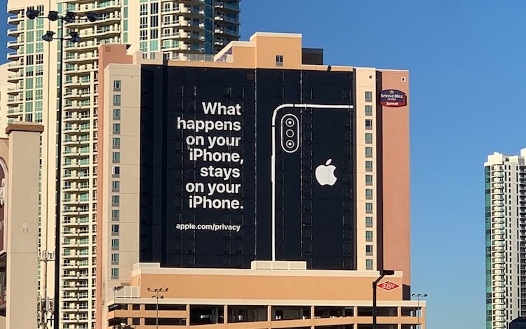 Apple обвинили в продаже данных пользователей iTunes и Apple Music. Apple обвинили в продаже данных пользователей iTunes и Apple Music. Фото.