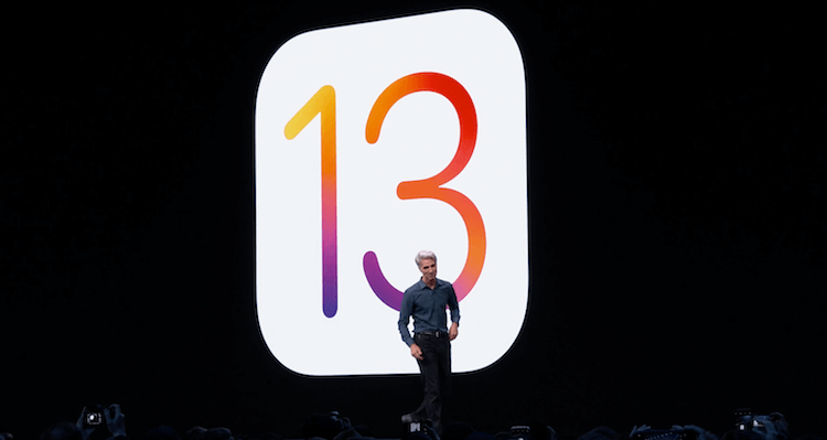 Apple представила iOS 13 с ночной темой и свайпами на клавиатуре. Apple представила iOS 13 с ночной темой и свайпами на клавиатуре. Фото.