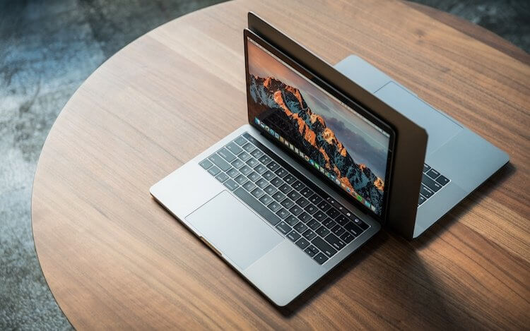 Apple увеличила батарею нового MacBook Pro. Фото.