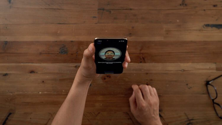 Ради чего Apple откажется от Face ID? Ради чего Apple откажется от Face ID? Фото.