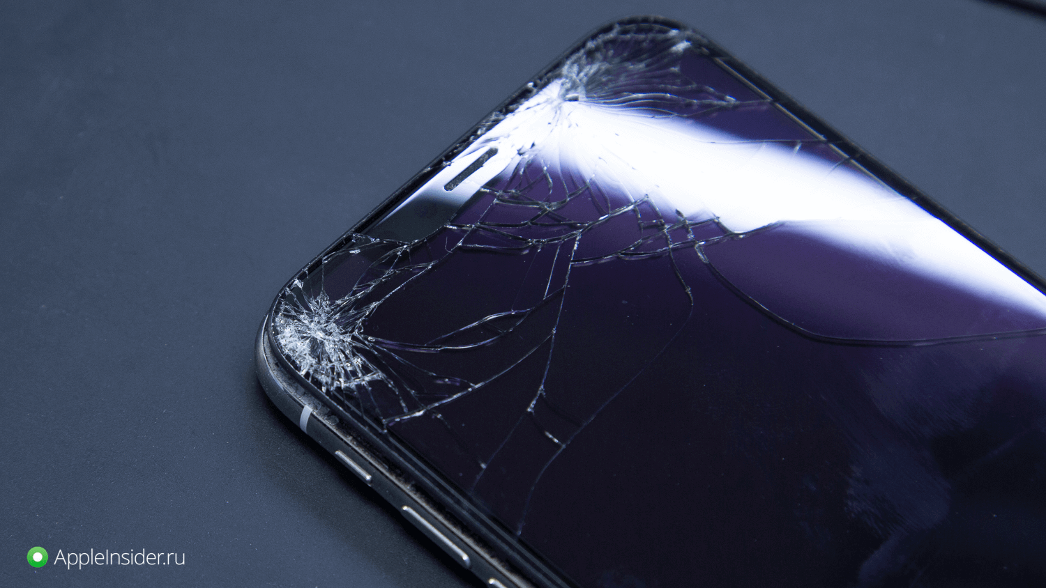 Разбил экран iPhone - треснул экран дисплея на Айфоне