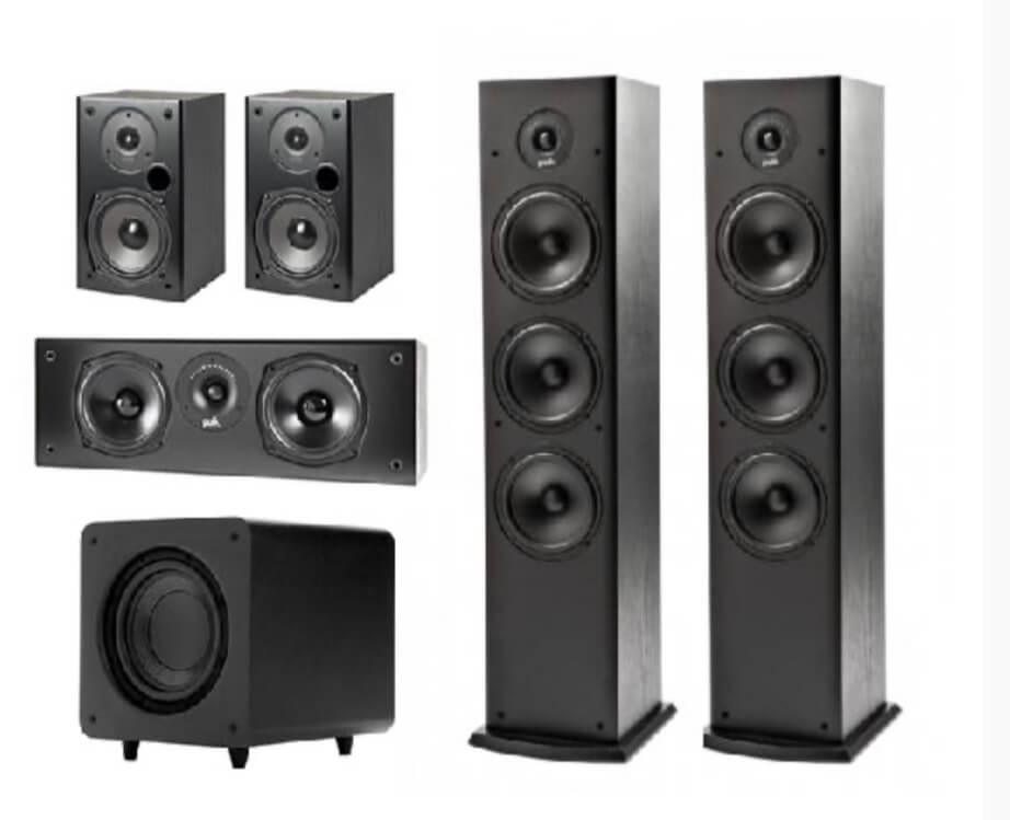 Комплект акустики 5.1 от Polk сейчас продаётся со скидкой за 60000 рублей. Фото.