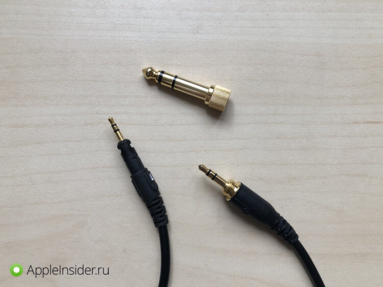 Внешний вид Audio-Technica ATH-M40x. Штекеры наушников Audio-Technica ATH-M40x. Внешний вид Audio-Technica ATH-M40x. Штекеры наушников Audio-Technica ATH-M40x. Фото.