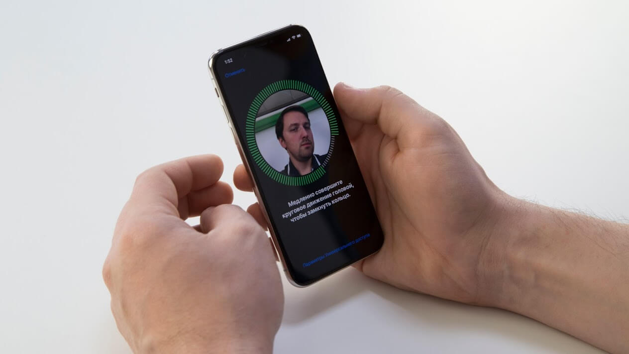 Face ID 2.0. Как заставить Face ID видеть вас со стола? Купить iPhone 11, конечно. Face ID 2.0. Как заставить Face ID видеть вас со стола? Купить iPhone 11, конечно. Фото.