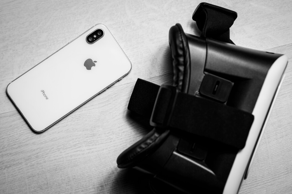 Лучшие VR-приложения для iPhone. iPhone и виртуальная реальность созданы друг для друга. Лучшие VR-приложения для iPhone. iPhone и виртуальная реальность созданы друг для друга. Фото.