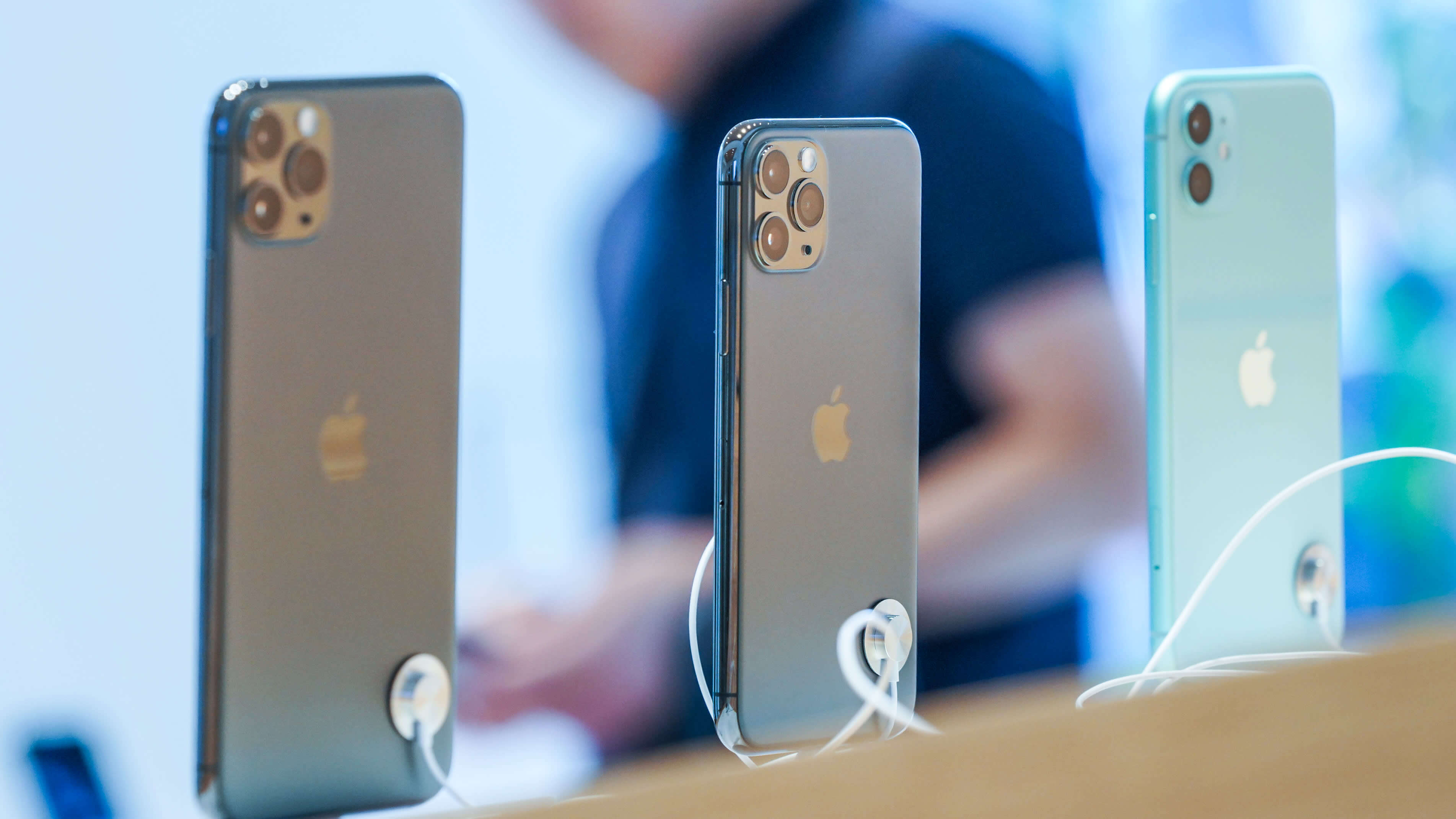 Apple решила сделать iPhone 12 Pro компактнее