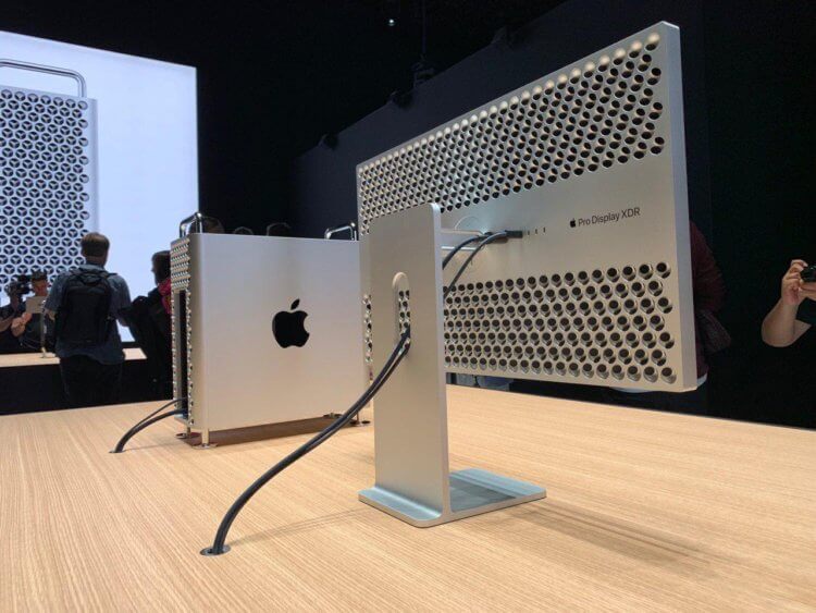 Загадка Apple Pro XDR 6K Display. Загадка Apple Pro XDR 6K Display. Фото.