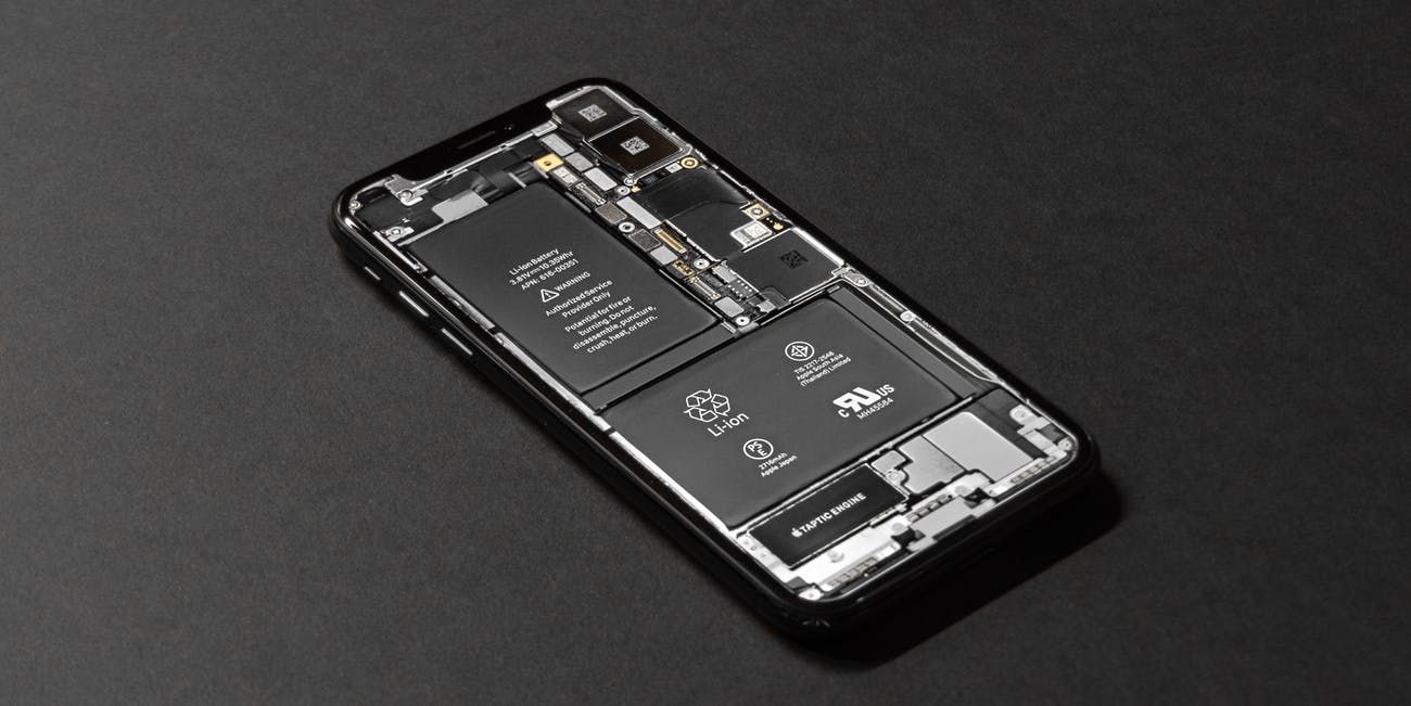 Пользователи жалуются на быстрое старение батареи iPhone X