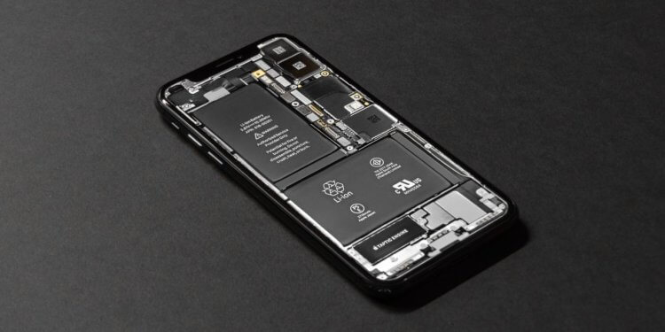 Apple показала, как надо заряжать iPhone в 2020 году. Пока без AirPower. Фото.