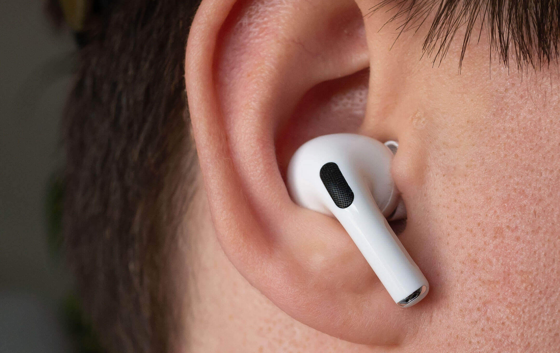 Оказывается, iPhone и AirPods берегут ваш слух. Знали?