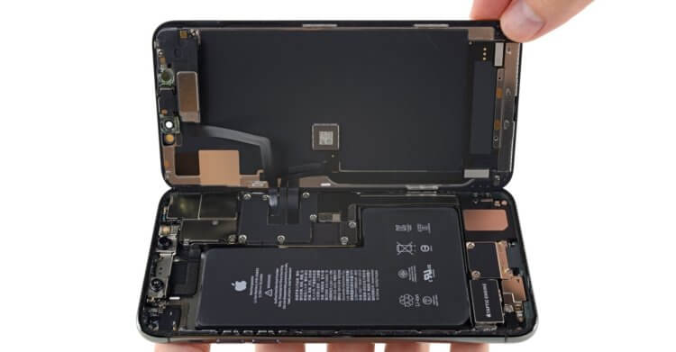 Какой аккумулятор будет установлен в iPhone 12. Фото.
