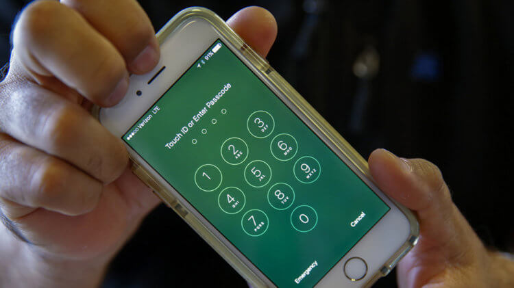 ФБР требует от Apple разблокировать iPhone. Снова. Фото.