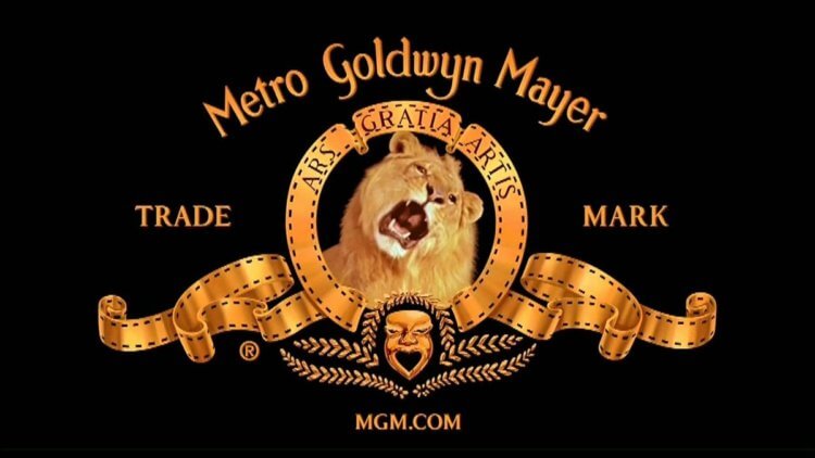 Apple хочет купить студию Metro Goldwyn Mayer. Зачем она ей? Фото.