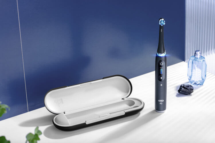 Зубные щётки от Oral-B и Colgate с поддержкой iPhone. Умная щётка Oral-B. Зубные щётки от Oral-B и Colgate с поддержкой iPhone. Умная щётка Oral-B. Фото.