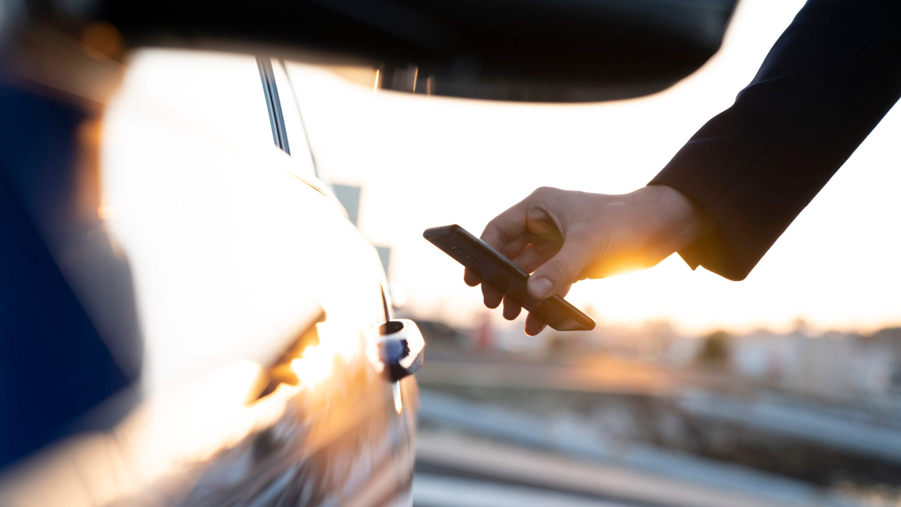 Ваш iPhone в будущем заменит брелок сигнализации от автомобиля