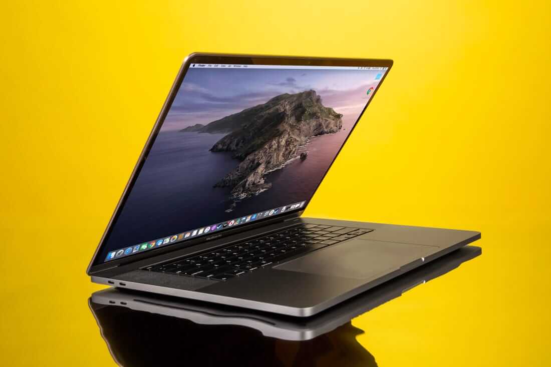 Какими будут новые MacBook Pro и MacBook Air? Похоже, большинство концептов останутся в мечтах дизайнеров. Какими будут новые MacBook Pro и MacBook Air? Похоже, большинство концептов останутся в мечтах дизайнеров. Фото.
