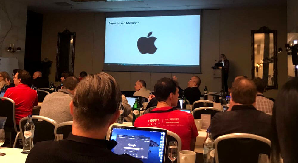 Apple хочет полностью отказаться от паролей. Каким образом? Вот такой скромный анонс получился сначала. Apple хочет полностью отказаться от паролей. Каким образом? Вот такой скромный анонс получился сначала. Фото.