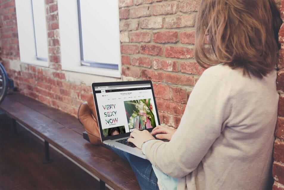 Удобство использования iPad с клавиатурой. Все же на iPad так не поработаешь. Удобство использования iPad с клавиатурой. Все же на iPad так не поработаешь. Фото.