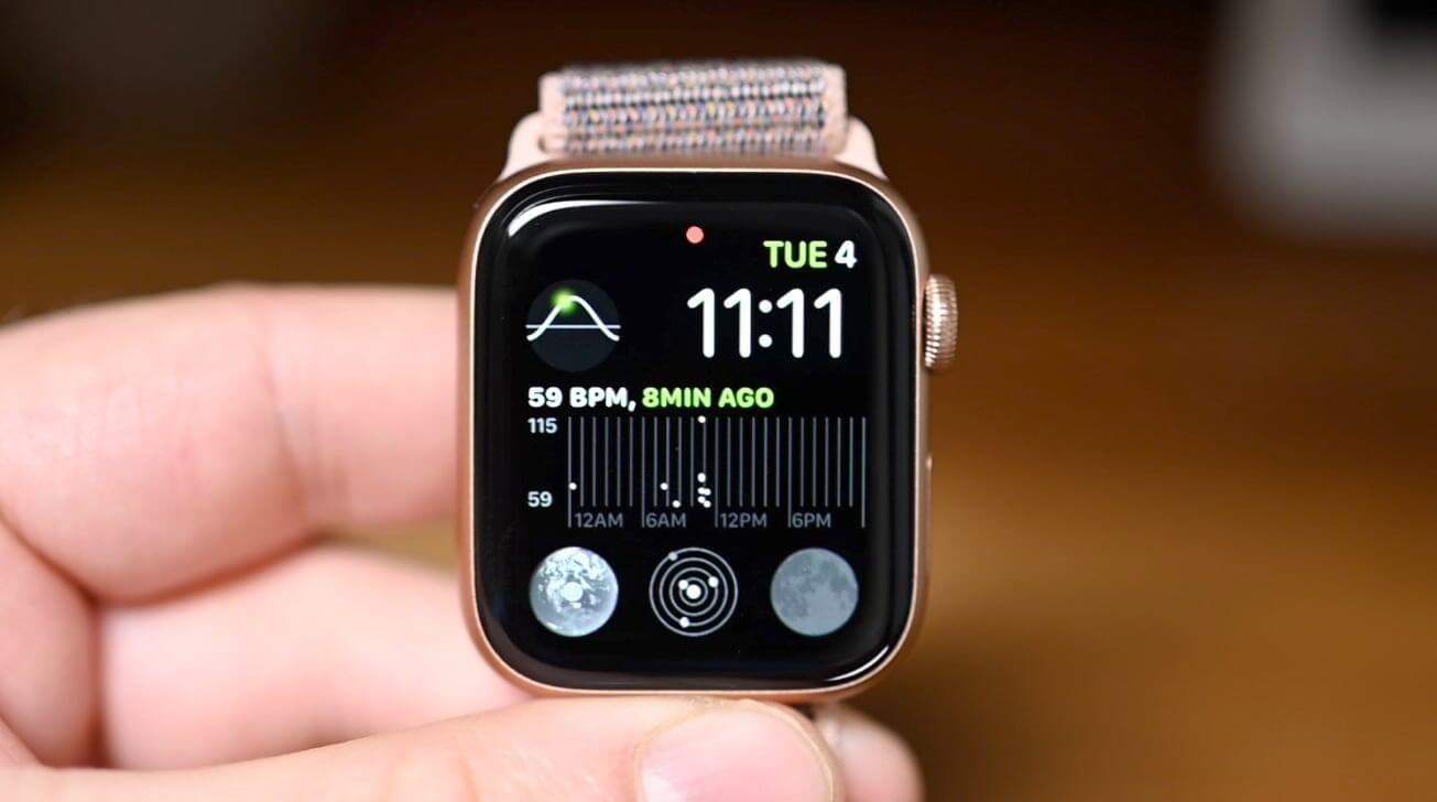 Диагностика коронавируса. По умолчанию Apple Watch умеют не так много, но с разрешения Apple их можно обучить новым трюкам. Диагностика коронавируса. По умолчанию Apple Watch умеют не так много, но с разрешения Apple их можно обучить новым трюкам. Фото.