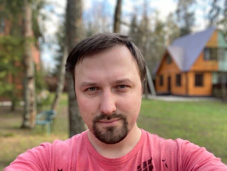 Портретный режим iPhone SE 2 и iPhone 11. iPhone 11 (фронталка, портретный режим). Портретный режим iPhone SE 2 и iPhone 11. iPhone 11 (фронталка, портретный режим). Фото.