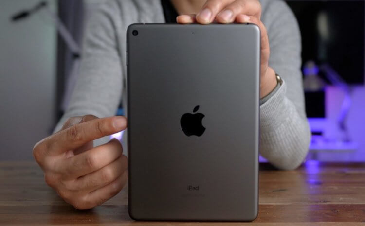 Apple хочет выпустить новый iPad mini с увеличенным экраном. Фото.