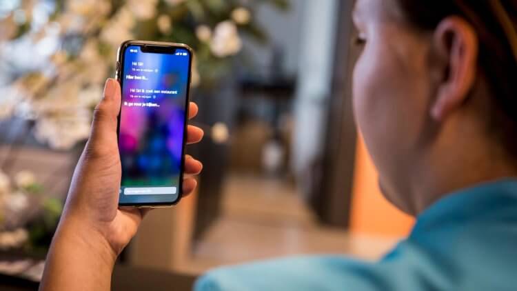 Бывший сотрудник Apple рассказал о прослушке пользователей через Siri. Фото.