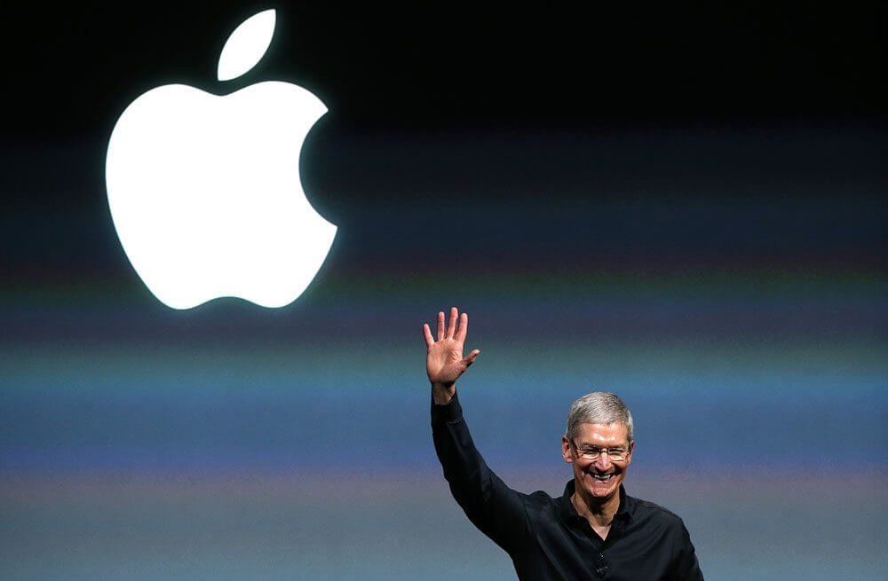 Apple станет первой компанией, которая стоит 2 триллиона долларов. Тим Кук одобряет такие прогнозы. Apple станет первой компанией, которая стоит 2 триллиона долларов. Тим Кук одобряет такие прогнозы. Фото.