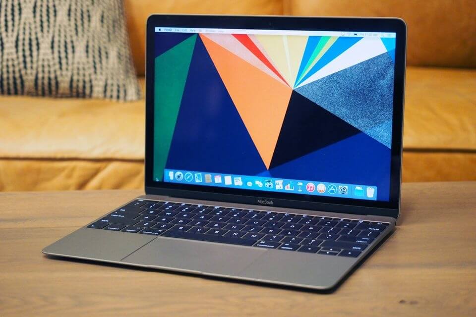 Новые подробности про первый Mac на Apple Silicon: аккумулятор и кое-что еще. Кажется, это все-таки будет MacBook Air. Новые подробности про первый Mac на Apple Silicon: аккумулятор и кое-что еще. Кажется, это все-таки будет MacBook Air. Фото.