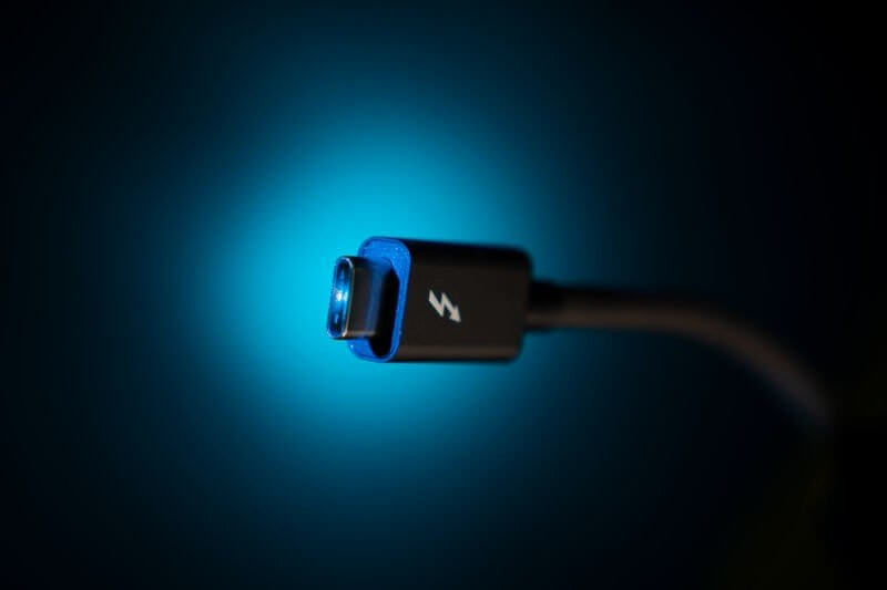 Поддержка Thunderbolt в Mac с Apple Silicon. Thunderbolt 4 может выручить Apple, но ей все равно нужно время. Поддержка Thunderbolt в Mac с Apple Silicon. Thunderbolt 4 может выручить Apple, но ей все равно нужно время. Фото.