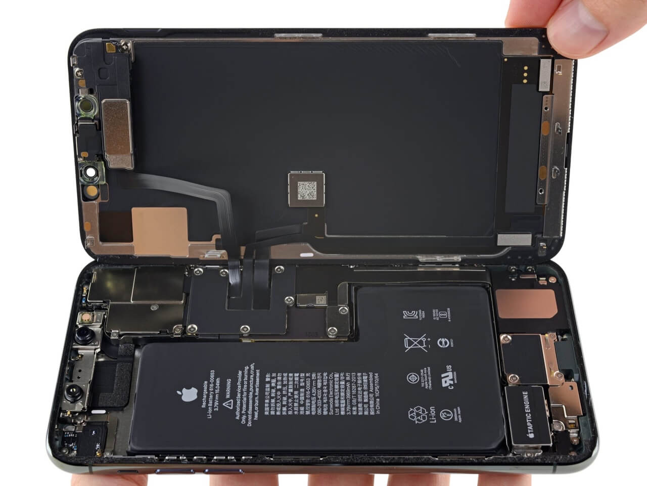 Аккумуляторы в iPhone 12s. Apple вернется к истокам. Аккумуляторы в iPhone 12s. Apple вернется к истокам. Фото.