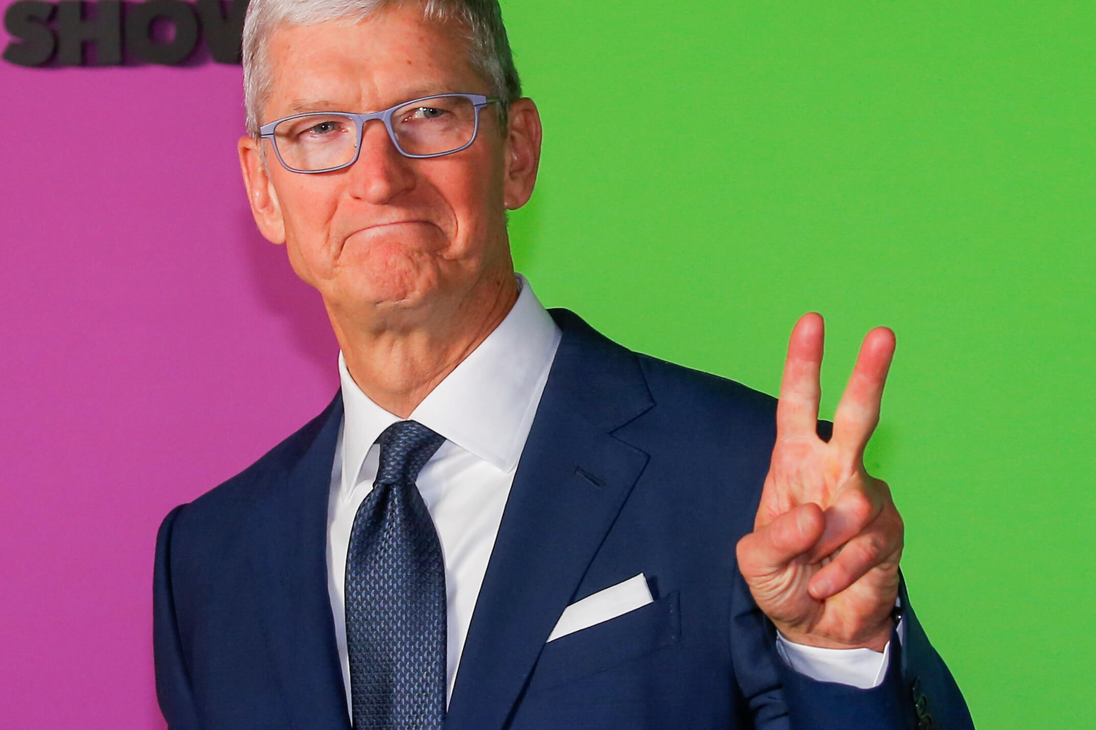 Против Apple подали иск на 350 миллиардов долларов. Почему его «завернули»? Тим Кук одобряет такие решения суда. Против Apple подали иск на 350 миллиардов долларов. Почему его «завернули»? Тим Кук одобряет такие решения суда. Фото.
