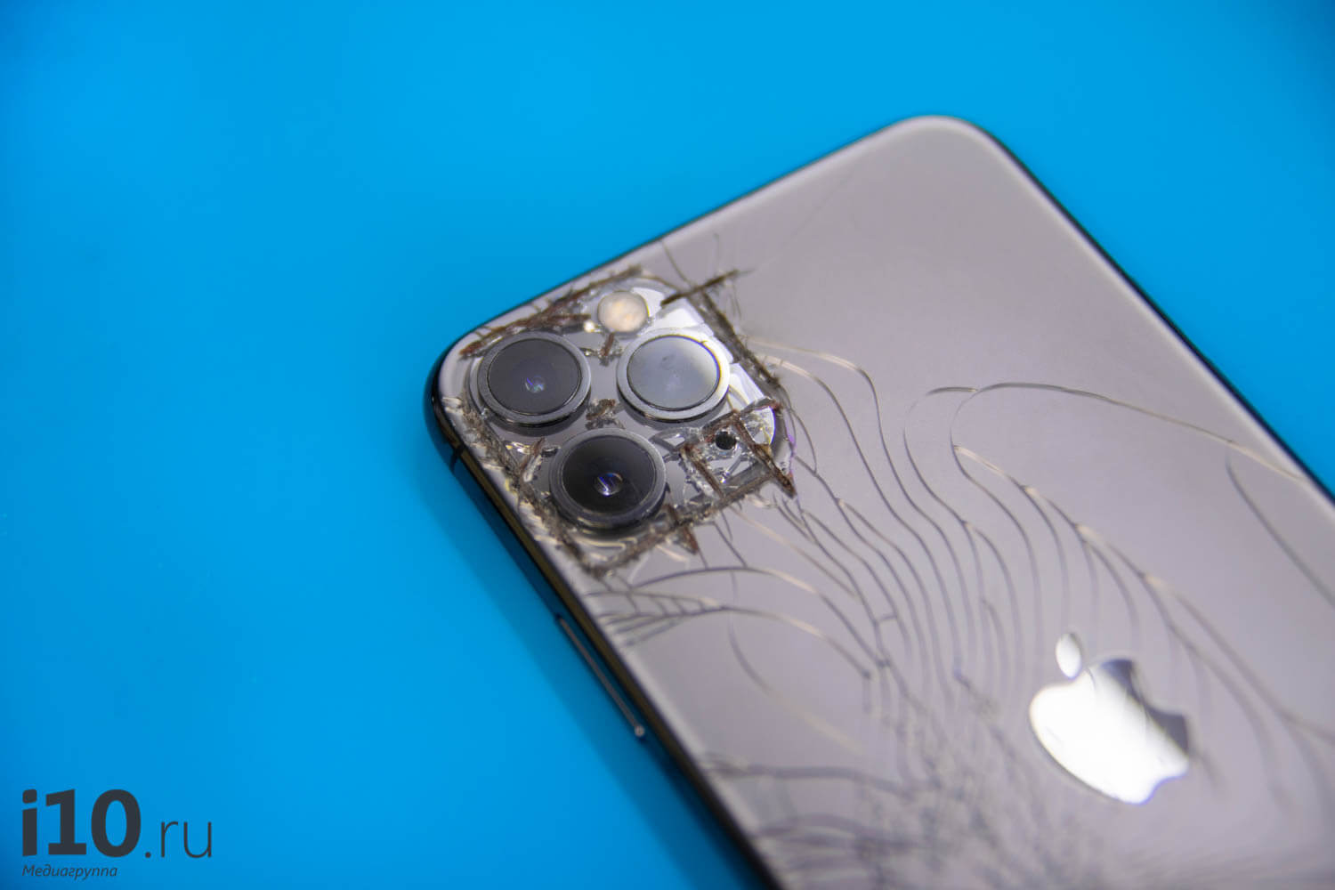 Процесс замены экрана iPhone 6 в сервисном центре «X-Repair»
