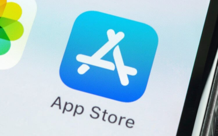 Разработчик назвал Apple рэкетиром и обвинил в вымогательстве. Фото.