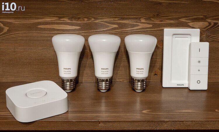 Обзор Philips Hue Play. Есть например такой набор, в который входит хаб, пульт и три лампочки. Обзор Philips Hue Play. Есть например такой набор, в который входит хаб, пульт и три лампочки. Фото.