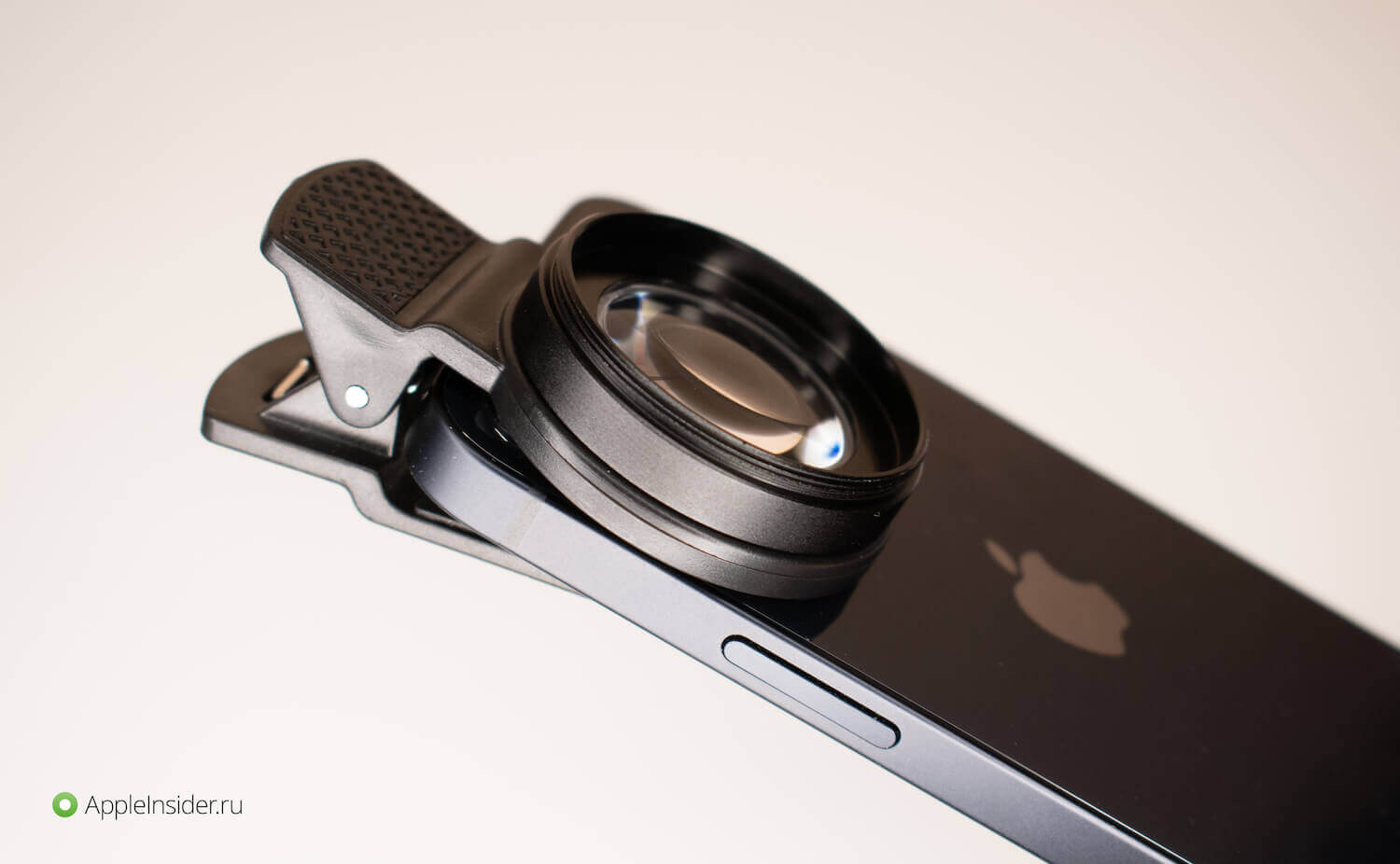 Макро-объектив для iPhone. На iPhone 12 mini встает без проблем. Макро-объектив для iPhone. На iPhone 12 mini встает без проблем. Фото.