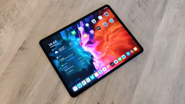 Производительность iPad Pro 2018 почти не уступает iPad Air 4. Фото.