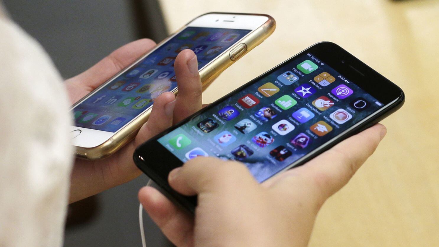 На компенсацию смогут рассчитывать владельцы iPhone 6s и более новых моделей. Фото.