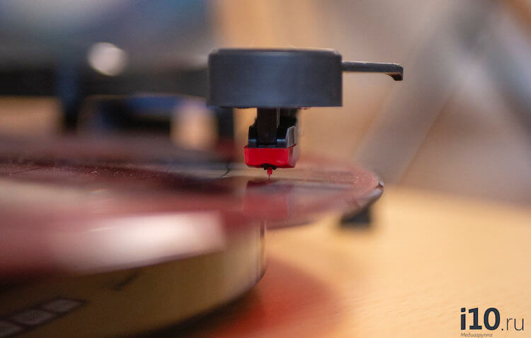 Как слушать виниловые пластинки в 2K21. Фото.