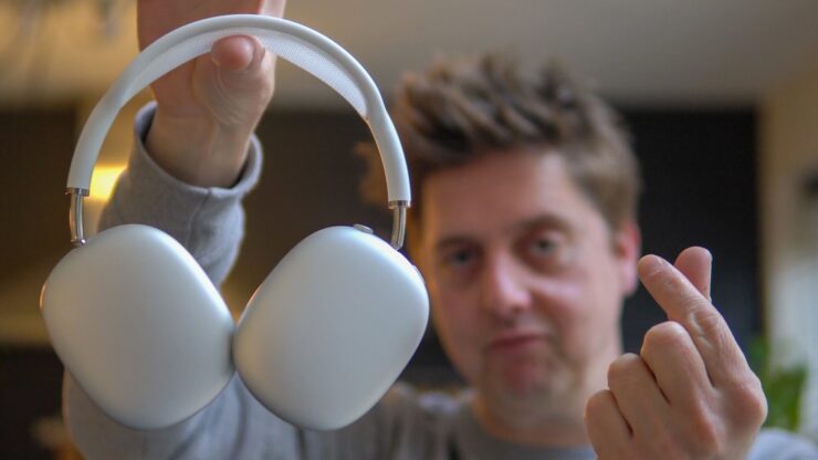 Китайцы обещают выпустить полную копию AirPods Max по дешёвке. AirPods Max очень дорого, поэтому китайцы решили предложить всем дешёвую подделку. Китайцы обещают выпустить полную копию AirPods Max по дешёвке. AirPods Max очень дорого, поэтому китайцы решили предложить всем дешёвую подделку. Фото.