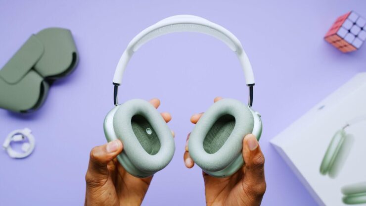 AirPods Max в России подешевели на 25%. Что можно купить вместо них. AirPods Max в России потеряли в цене почти 25%. AirPods Max в России подешевели на 25%. Что можно купить вместо них. AirPods Max в России потеряли в цене почти 25%. Фото.