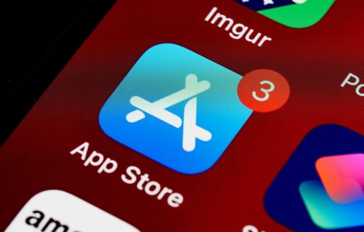 В Минцфиры обсуждают с Apple создание в App Store специального раздела с российским софтом. Видимо, он нужен для владельцев старых устройств. Фото.