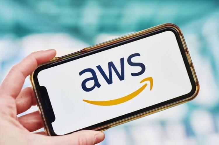 Тысячи приложений для iPhone сливают данные пользователей из-за неправильных настроек. Фото.