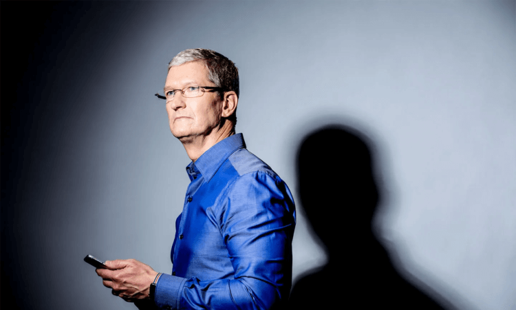 Что Apple делает с сотрудниками, которые сливают информацию о новых устройствах. Что Apple делает с сотрудниками, которые сливают информацию о новых устройствах. Фото.