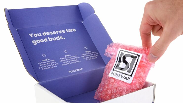 Как поменять AirPods. Вот в такой упаковке восстановленные AirPods приходят пользователям. Фото.