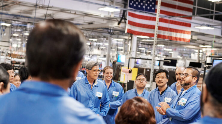 Во что вкладывает деньги Apple. Apple намерена создать в США более 20 тысяч рабочих мест в рамках программы инвестирования в экономику страны. Фото.